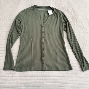 Abercrombie Ribbed Button Down Top